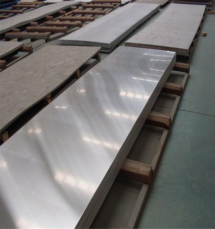 鋁板因其良好的加工性能而廣泛應用于各種復雜形狀的制造中.然而,加工